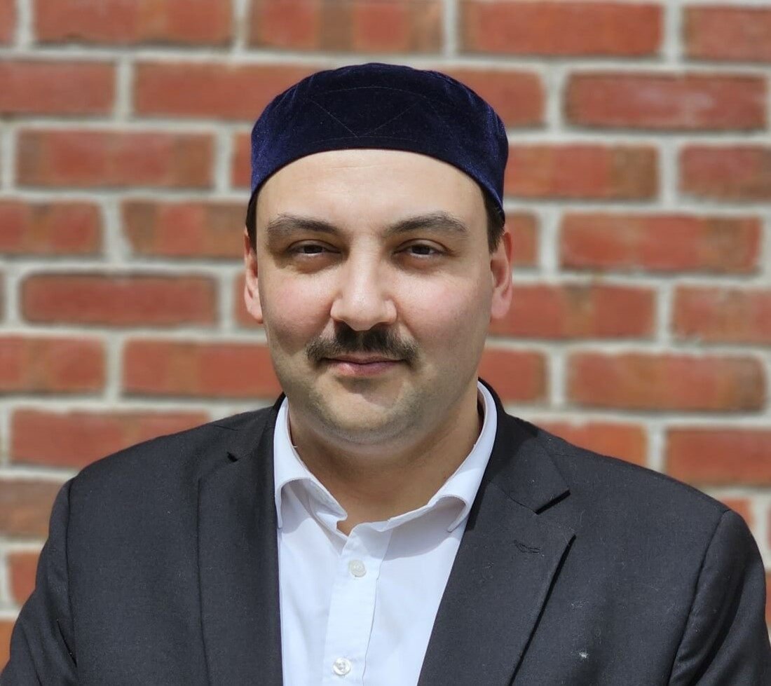 Imam Talha Akkaya — Hisar Tour group imam