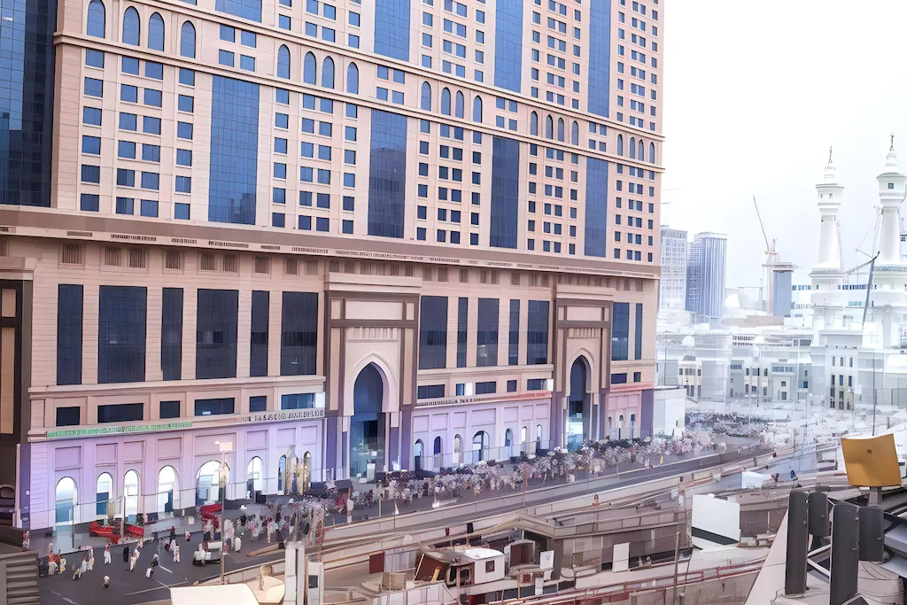 Entrance of Dar Al Ghufran on the Haram approach in Makkah